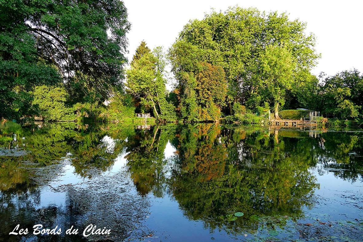 Les Jardins Du Clain Apartment Poitiers Exterior foto